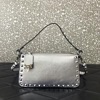 Valentino Small Rockstud Grainy Metallic Bag 19x13x7cm