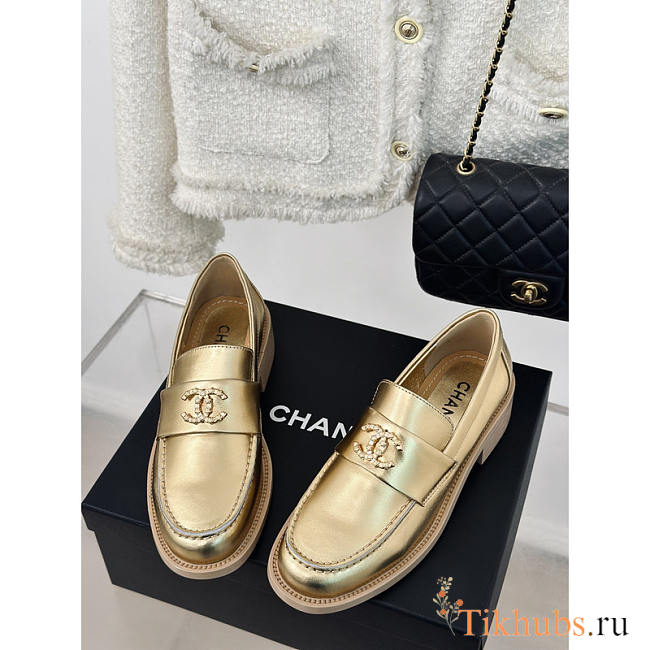 Chanel Moccasins Laminated Lambskin & Metal Gold - 1