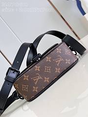 Louis Vuitton LV Montsouris Messenger PM​ 20 x 17 x 7 cm - 3