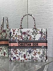 Dior Large Book Tote White Multicolor Herbarium 42 x 35 x 18.5 cm - 1