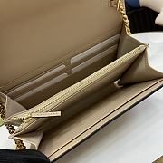 Gucci GG Leather Chain Wallet Beige 20x13x6cm - 4