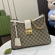 Gucci Padlock GG Medium Shoulder Bag White 32.5x24x5.5cm - 1