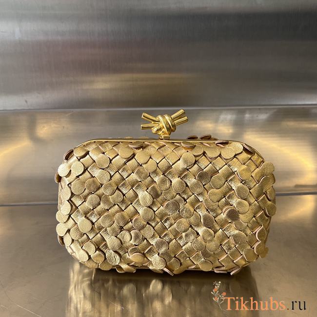 Bottega Veneta Knot Gold Bag 19x11.5x5cm - 1