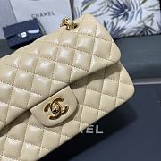 Chanel Flap Bag Beige Lambskin Gold 23cm - 4