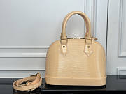 Louis Vuitton LV Alma BB Beige Bag 23.5 x 17.5 x 11.5 cm - 4