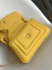 Bvlgari Serpenti Bag Calfskin Yellow 22.5x15x7cm - 6