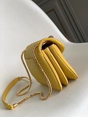 Bvlgari Serpenti Bag Calfskin Yellow 22.5x15x7cm - 2