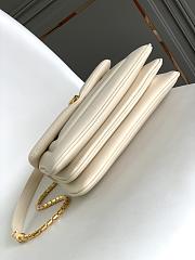 Bvlgari Serpenti Bag Calfskin White 22.5x15x7cm - 6