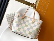 Louis Vuitton LV Neverfull MM Pistachio 31 x 28 x 14 cm - 1