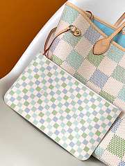 Louis Vuitton LV Neverfull MM Pistachio 31 x 28 x 14 cm - 2