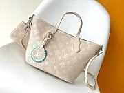 Louis Vuitton LV Blossom PM Quartz White 20 x 20 x 12.5 cm - 1