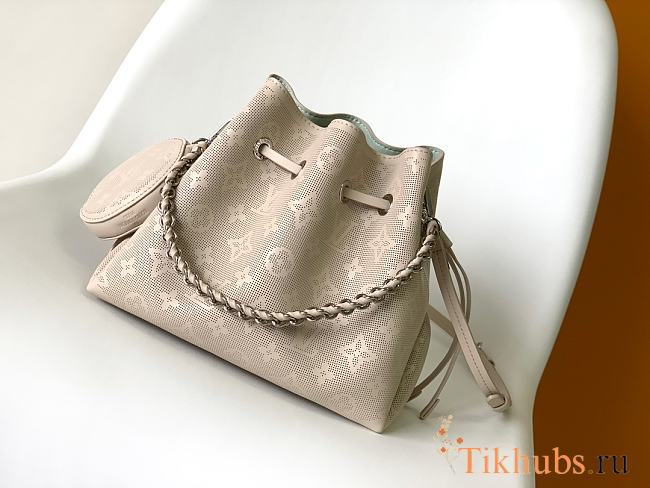 Louis Vuitton LV Bella Mahina Quartz White 19 x 22 x 14 cm - 1