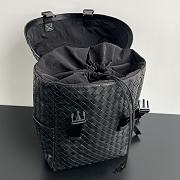 Bottega Veneta Intrecciato Flap Backpack Black 38x26x15cm - 5