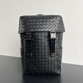 Bottega Veneta Intrecciato Flap Backpack Black 38x26x15cm