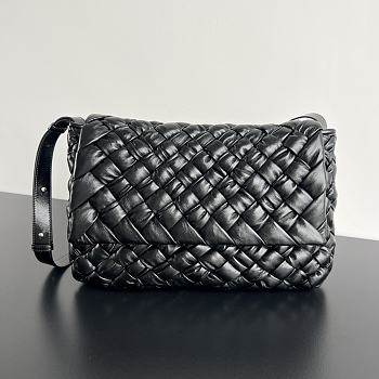 Bottega Veneta Rumple Messenger Bag Black 30x23x7.5cm