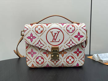 Louis Vuitton LV Pochette Métis Coral 25 x 19 x 7 cm