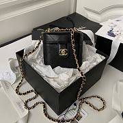 Chanel Vanity Case Black 9.5x10.5x7cm - 1