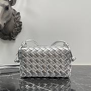 Bottega Veneta Mini Loop Camera Bag Silver 17x10x6cm - 1