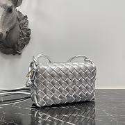 Bottega Veneta Mini Loop Camera Bag Silver 17x10x6cm - 6