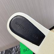 Bottega Veneta White Black Slides - 3