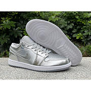 Air Jordan 1 Low SE Shoes Silver - 4