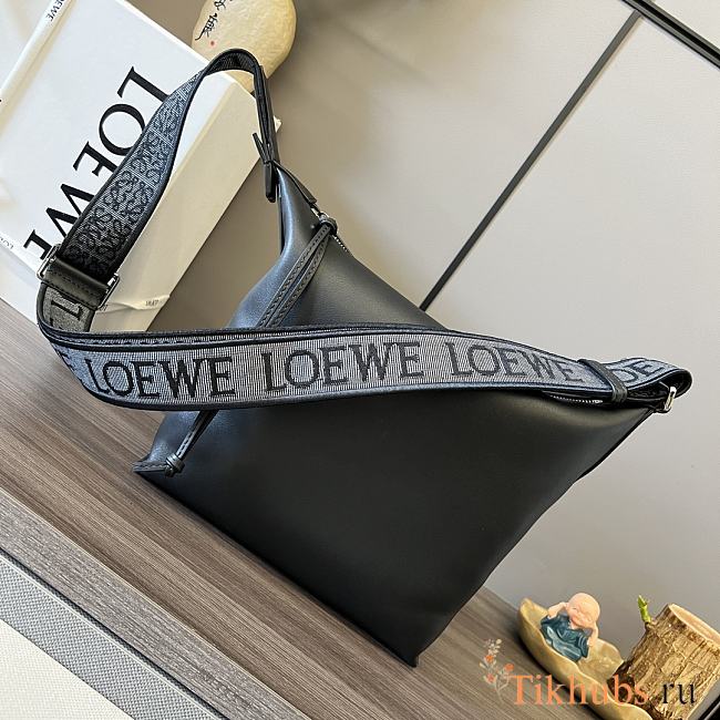 Loewe Small Cubi Crossbody Bag Black 29.5x22x10.5cm - 1