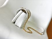 Louis Vuitton LV New Wave Chain White 21x12x9cm - 2