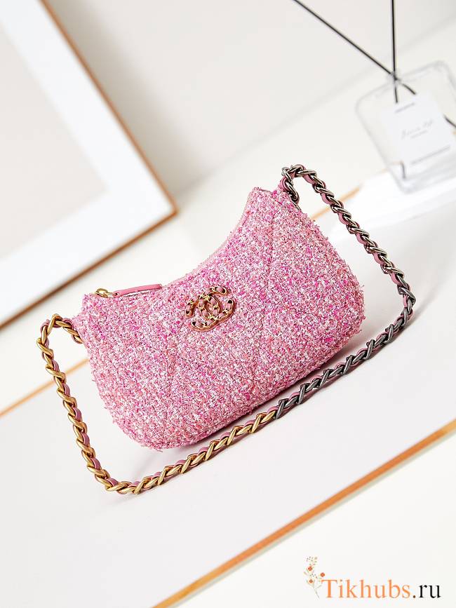 Chanel Clutch With Chain Pink Tweed 20x13x4.5cm - 1