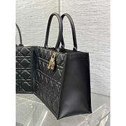 Dior Medium Book Tote Black Macrocannage Calfskin 36.5 x 28 x 17.5 cm - 3