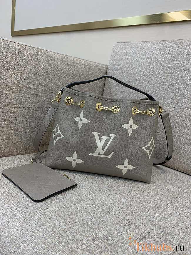 Louis Vuitton LV Summer Bundle Grey Bag 28 x 20 x 11.5 cm - 1