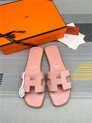 Hermes Oran Pink Slides 02 - 1