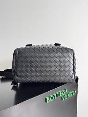 Bottega Veneta Black Intrecciato Flap Backpack 38x26x15cm - 5