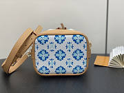 Louis Vuitton LV Nano Noé Blue 13 x 16 x 10 cm - 2