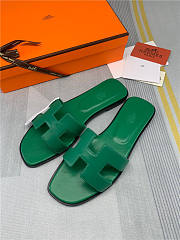 Hermes Oran Green Slides - 4