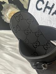 Gucci Black Minorca Rubber Thong Sandals - 5