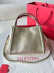 Valentino Garavani Alltime Medium Handbag Gold 26x21x17cm - 2