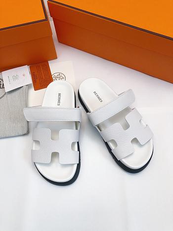 Hermes Chypre Sandal White 02