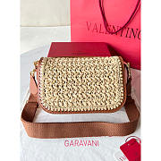 Valentino Garavani Alltime Raffia Shoulder Bag 23.5x16x8cm - 4