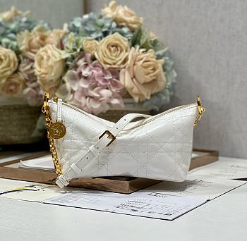 Dior Diorstar Hobo Bag With Chain White Macrocannage 28.5 x 14.5 x 10