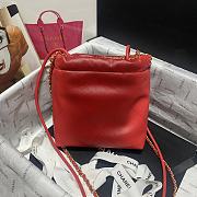 Chanel 22 Handbag Red Gold 20x19x6cm - 3