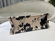 Dior Large Book Tote Beige and Black Fleurs Mystiques 42x35x18.5cm - 3