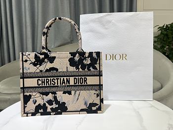 Dior Medium Book Tote Beige and Black Fleurs Mystiques 36x27.5x16.5cm