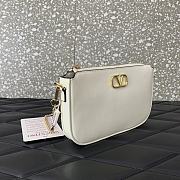 Valentino Garavani Mini VLogo White Crossbody Bag 20.5x10.5x5cm - 4