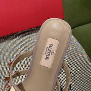 Valentino Rockstud Mules Beige Patent - 5