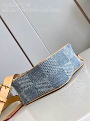 Louis Vuitton LV Chess Messenger Blue 24 x 24 x 8 cm - 6