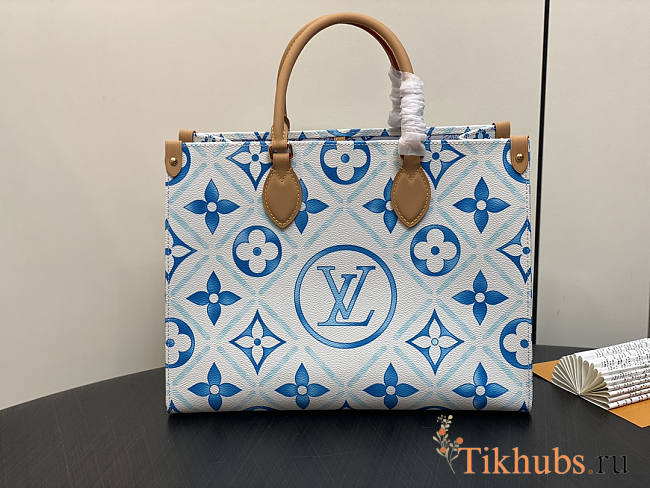 Louis Vuitton LV OnTheGo MM Lagoon Blue 35 x 27 x 14 cm - 1