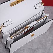 Valentino Garavani Small Leather Chain Wallet White 20x10.5x4cm - 3