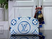 Louis Vuitton LV Pochette Cosmétique PM Blue 19 x 12 x 6 cm - 1