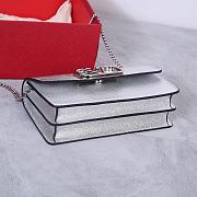 Valentino Garavani Small Leather Chain Wallet Silver 20x10.5x4cm - 6