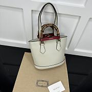 Gucci Diana Small Tote Bag White 22x20.5x11.5cm - 4